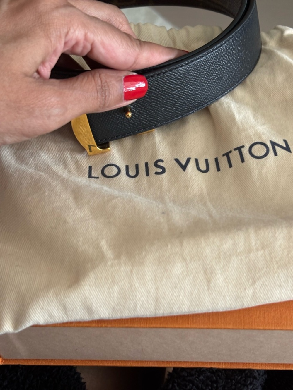 Louis Vuitton Black and Monogram Reversible Belt with Gold LV Buckle - Picture 5 of 6